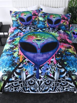 Trippy Alien Bedding Set